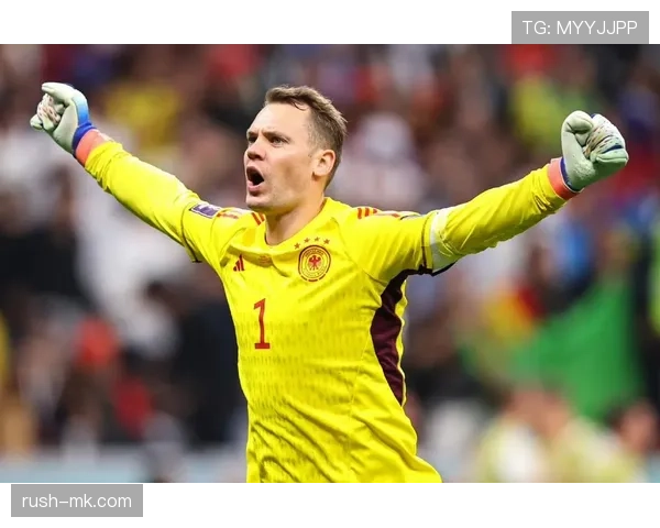 诺伊尔从门将到清道夫的战术角色演变解析